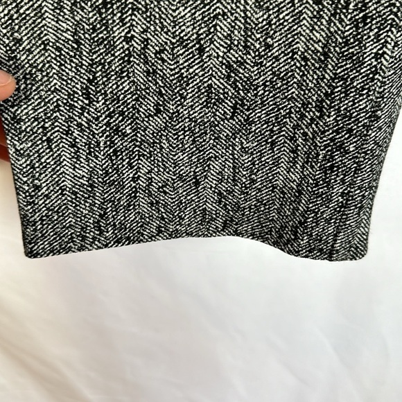 Tribal Grey & Black Cropped Pants - Picture 4 of 7